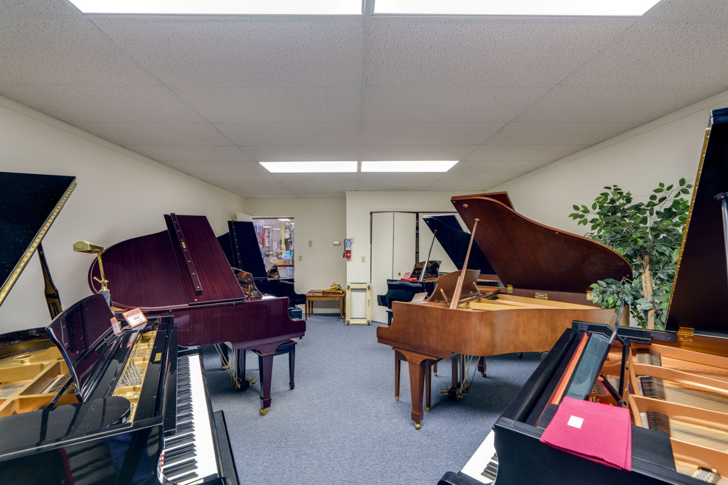 855 S Chiques Rd, Manheim-1-Level 1-4-Store-Right-Suite C-2