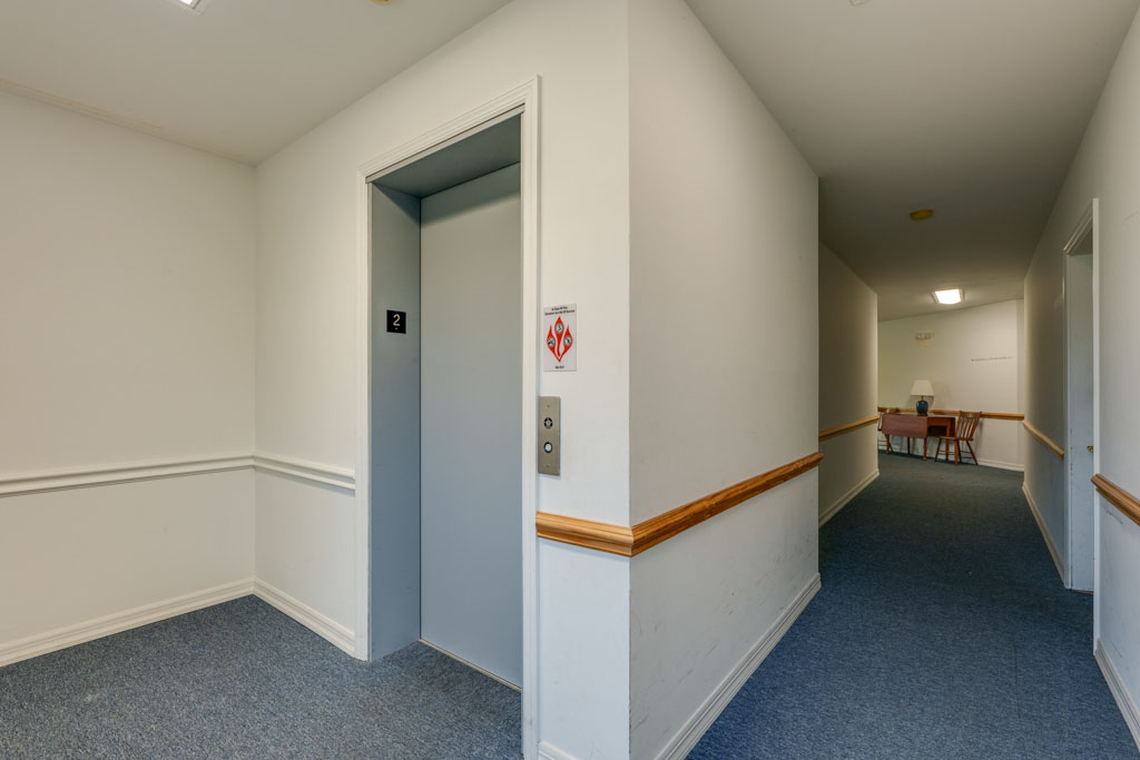 855 S Chiques Rd, Manheim-2-Level 2-2-Hallway-2