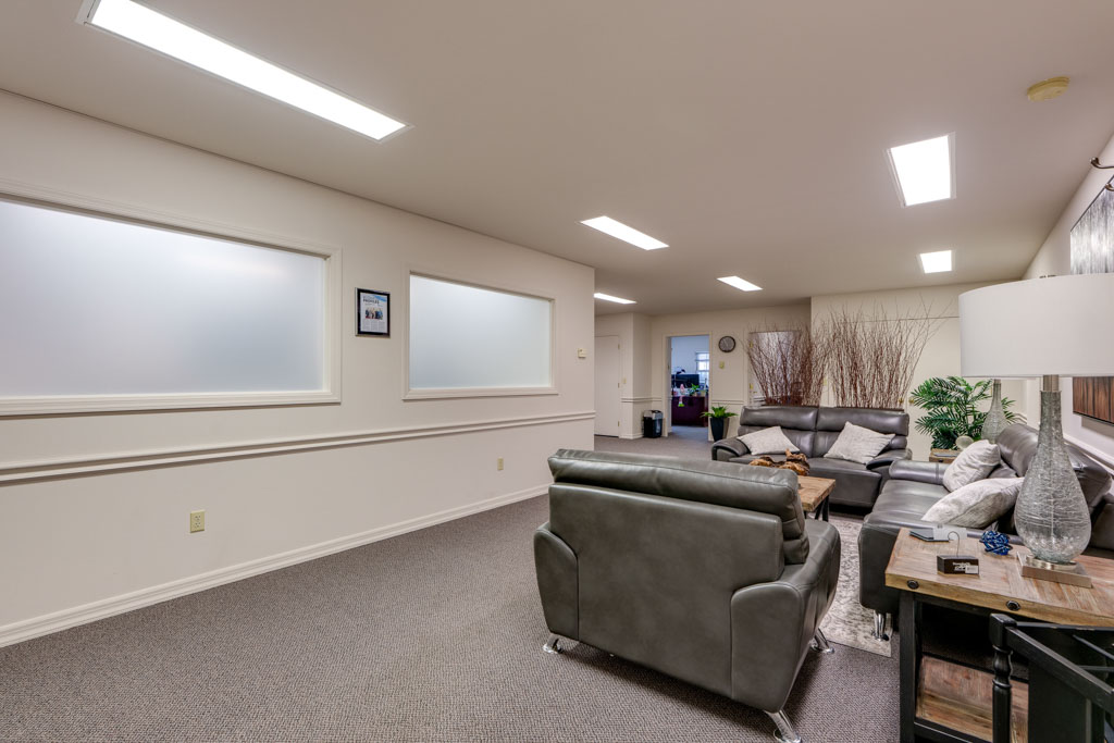 855 S Chiques Rd, Manheim-2-Level 2-2-Suite-GIK-6