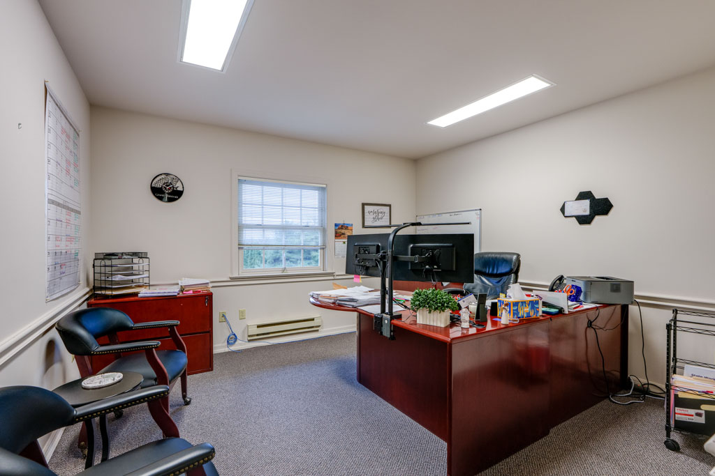 855 S Chiques Rd, Manheim-2-Level 2-2-Suite-GIK-9